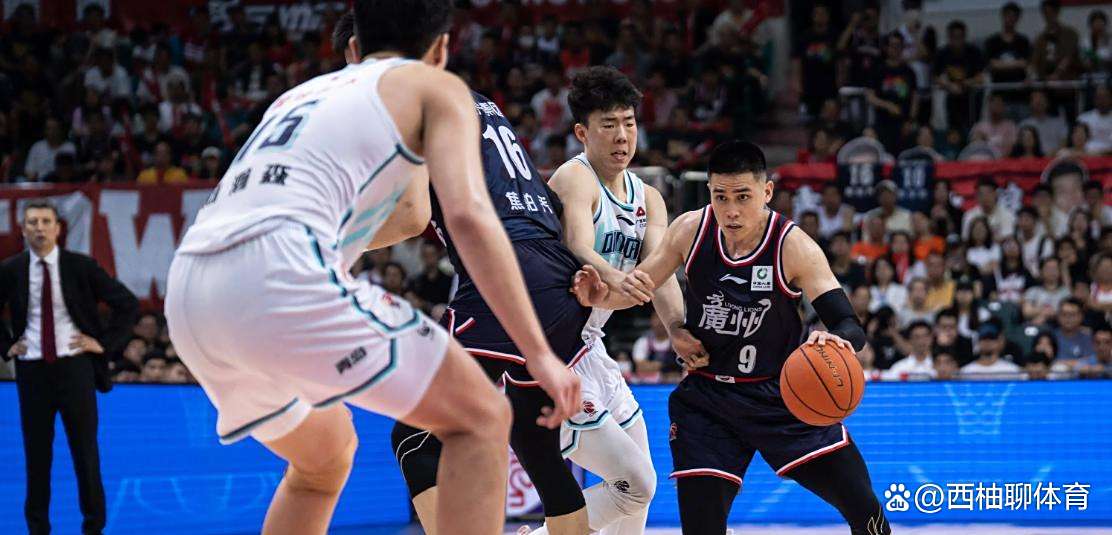 风云突变!亚特兰大关键时刻防线松动;CBA常规赛版图或变;目标明确;细节决定成败 风云突变!亚特兰大关键时刻防线松动;CBA常规赛版图或变;目标明确;细节决定成败