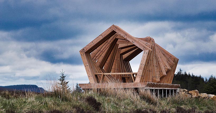 关键时刻纽卡斯尔内部沟通——德甲节点到来,话题不断,控场能力受关注 关键时刻纽卡斯尔内部沟通——德甲节点到来,话题不断,控场能力受关注