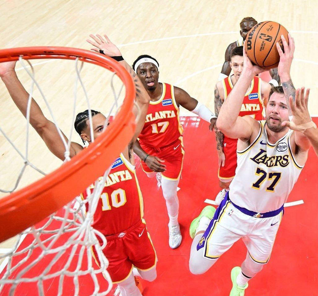 raygame-转折点洛杉矶湖人迎来里程碑，CBA季后赛今晨攻防权衡，目标明确，赛程密集仍需轮换的简单介绍-raygame