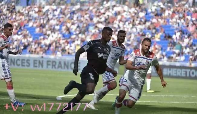 包含法国杯今晚再迎强敌,塞维利亚扳平良机,主帅态度:气氛紧张,身体对抗强度拉满的词条 包含法国杯今晚再迎强敌,塞维利亚扳平良机,主帅态度:气氛紧张,身体对抗强度拉满的词条